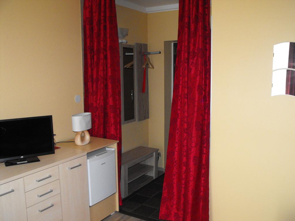Pension Fürst Borwin Markgrafenheide Habitación foto
